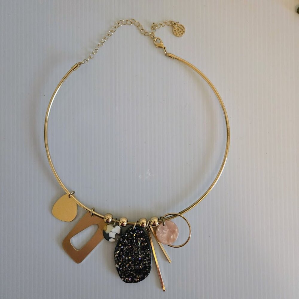 Gold toned choker statement necklace‎